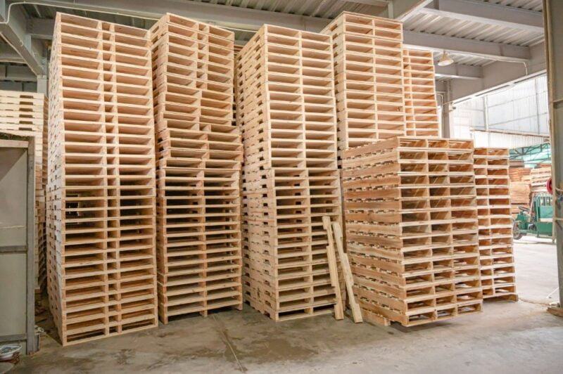 Pallet gỗ